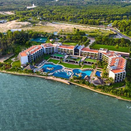 Vietsovpetro Ho Tram Beach Resort & Spa Exterior foto