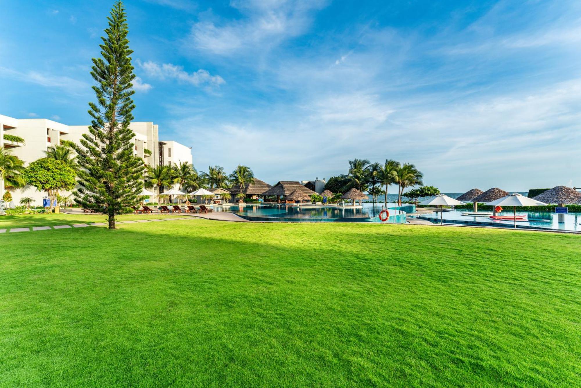 Vietsovpetro Ho Tram Beach Resort & Spa Exterior foto